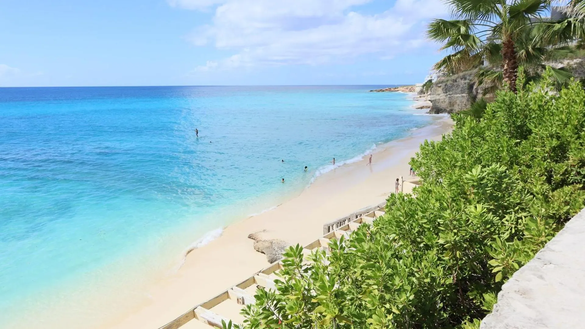 Cupecoy Beach Club Condo location